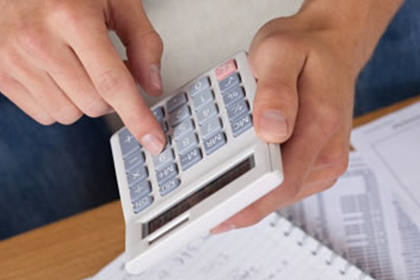 律师处理欠款纠纷的收费标准是怎样的？